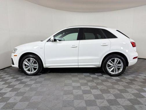 White 2018 Audi Q3 2.0T Premium Plus