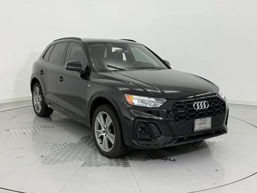 2025 Audi Q5 45 S line Premium