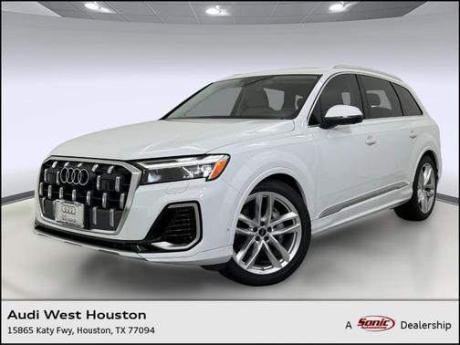 2025 Audi Q7 55 Premium Plus