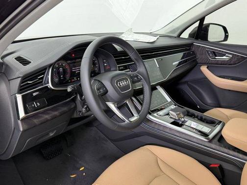 2026 Audi Q7 55 Premium Plus