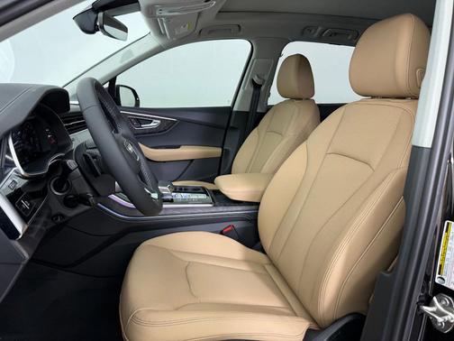 2026 Audi Q7 55 Premium Plus