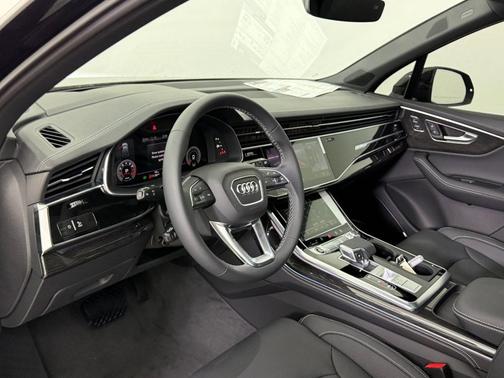 2026 Audi Q7 55 Prestige