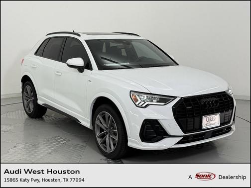 2025 Audi Q3 Premium 45 TFSI S line quattro Tiptronic