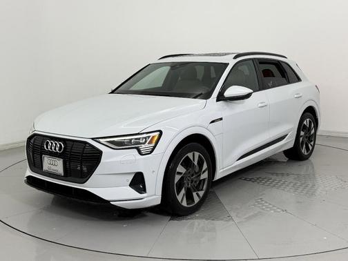 2021 Audi e-tron Premium
