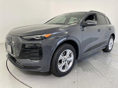 2025 Audi Q6 e-tron Premium