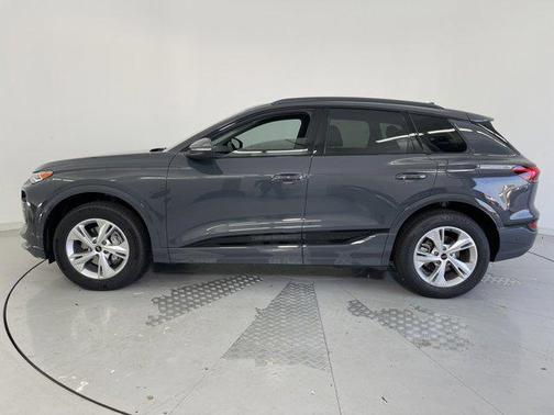2025 Audi Q6 e-tron Premium