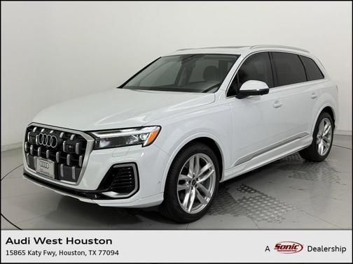 2025 Audi Q7 55 Premium Plus