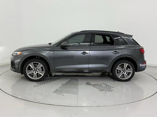 2025 Audi Q5 45 S line Premium