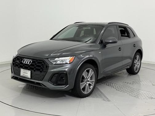 2025 Audi Q5 45 S line Premium