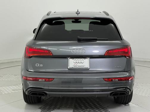 2025 Audi Q5 45 S line Premium