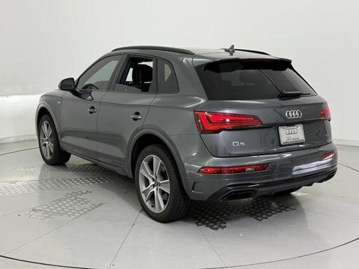 2025 Audi Q5 45 S line Premium