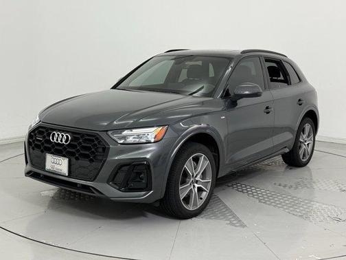 2025 Audi Q5 45 S line Premium