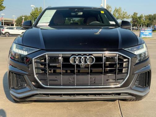2021 Audi Q8 55 Premium Plus