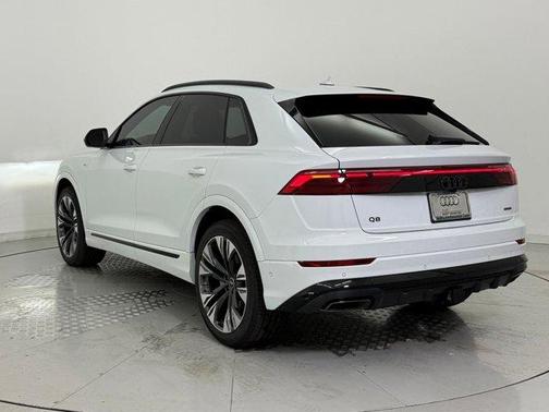 2026 Audi Q8 55 Premium Plus