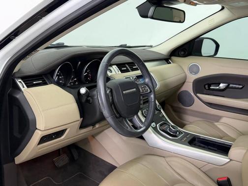 2017 Land Rover Range Rover Evoque SE