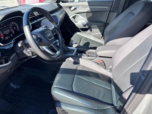 2020 Audi Q3 45 Premium Plus
