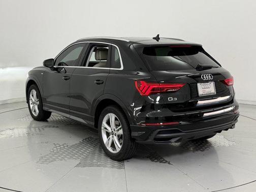 2024 Audi Q3 45 S line Premium Plus