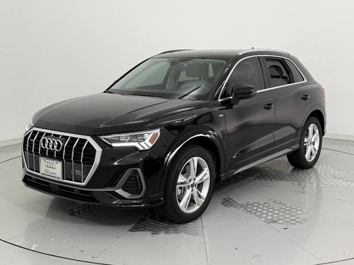 2024 Audi Q3 45 S line Premium Plus