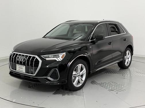 2024 Audi Q3 45 S line Premium Plus
