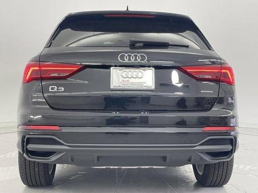 2024 Audi Q3 45 S line Premium Plus