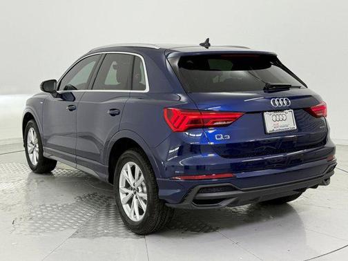 2025 Audi Q3 Premium 45 TFSI S line quattro Tiptronic