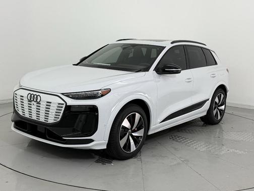 2025 Audi SQ6 e-tron Premium quattro