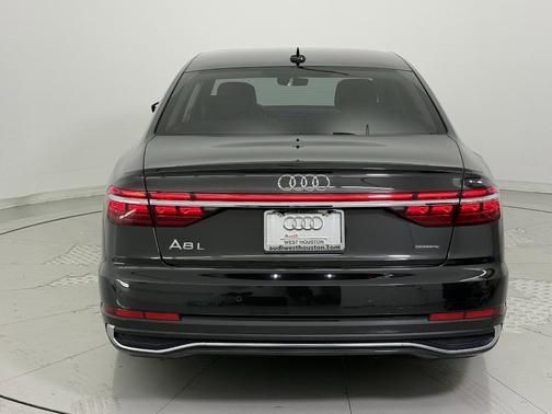 2022 Audi A8 L 55 TFSI quattro Tiptronic