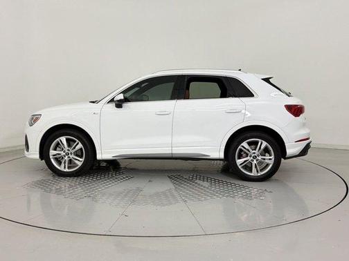 Arkona White 2024 Audi Q3 Premium 45 TFSI S line quattro Tiptronic