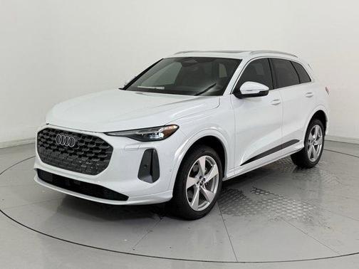 2025 Audi Q5 Premium Plus