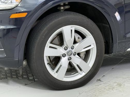 2018 Audi Q5 2.0T Tech Premium