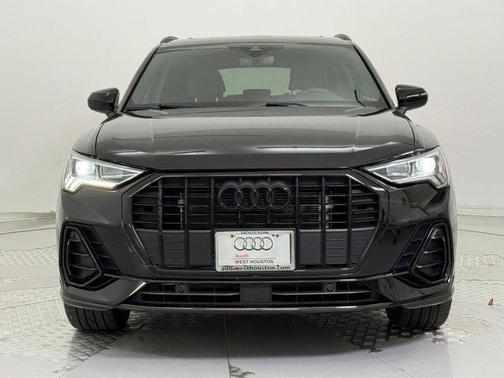 2023 Audi Q3 Premium 45 TFSI S line quattro Tiptronic