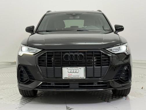 2023 Audi Q3 Premium 45 TFSI S line quattro Tiptronic