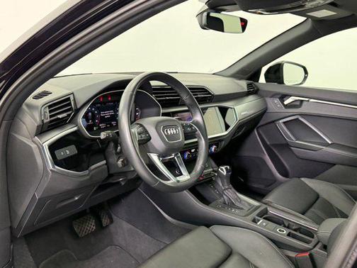 2023 Audi Q3 Premium 45 TFSI S line quattro Tiptronic
