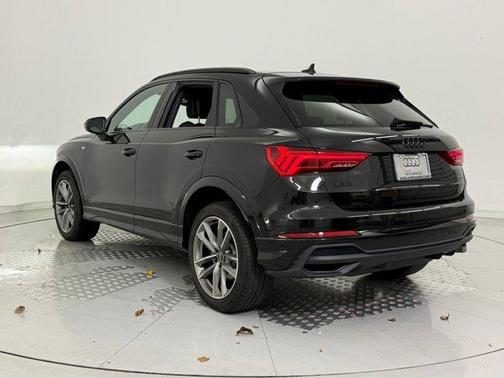 2023 Audi Q3 Premium 45 TFSI S line quattro Tiptronic