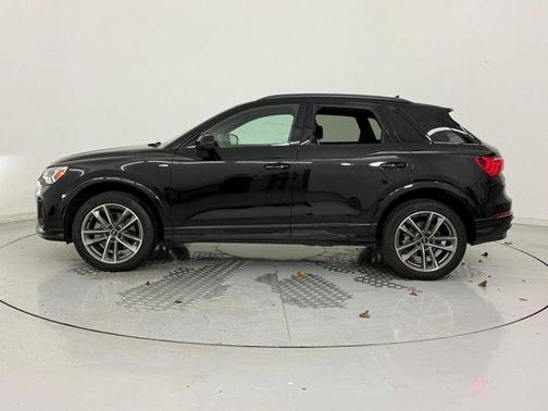 2023 Audi Q3 Premium 45 TFSI S line quattro Tiptronic