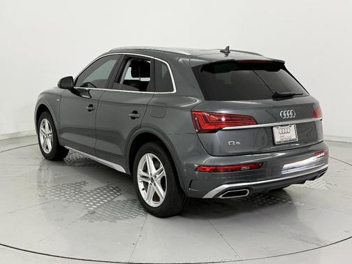 2022 Audi Q5 55 S line Premium Plus