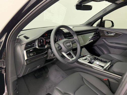 2026 Audi Q7 55 Premium Plus