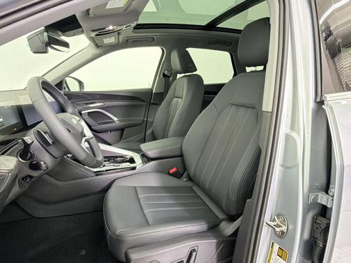 Florett Silver Metallic 2026 Audi Q5 Premium TFSI quattro S tronic
