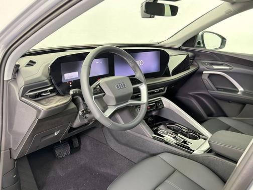 Florett Silver Metallic 2026 Audi Q5 Premium TFSI quattro S tronic