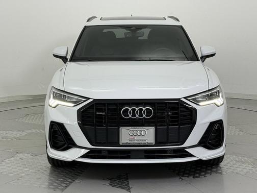 2024 Audi Q3 45 S line Premium Plus