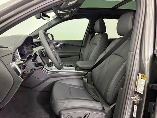 2026 Audi Q7 55 Premium Plus