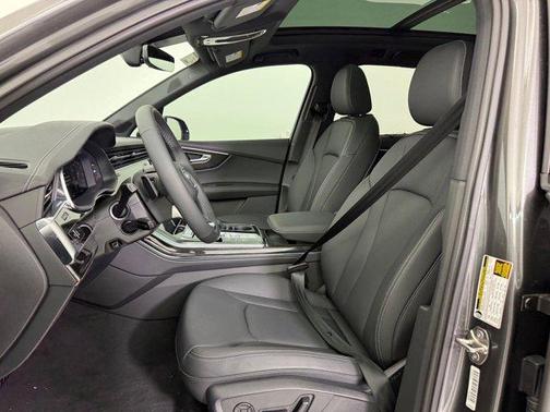 2026 Audi Q7 55 Premium Plus