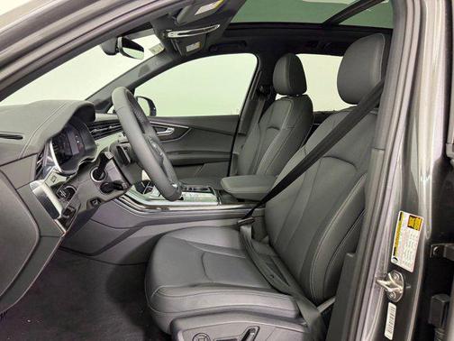 2026 Audi Q7 55 Premium Plus