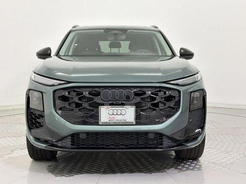 Sage Green Metallic 2026 Audi Q3 TFSI quattro S tronic