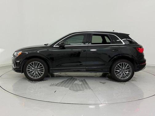 2022 Audi Q3 40 Premium