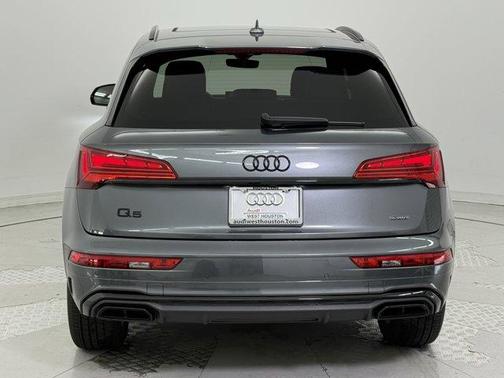 2024 Audi Q5 45 S line Premium