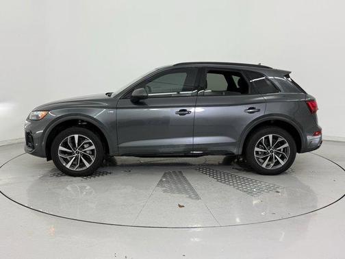 2024 Audi Q5 45 S line Premium