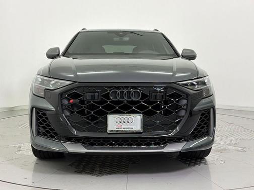 daytona gray pearl effect 2026 Audi RS Q8 4.0T