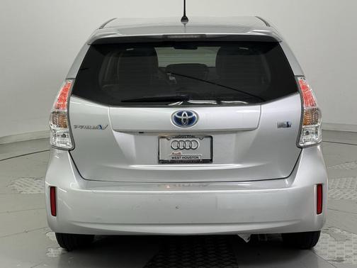 2012 Toyota Prius v Five