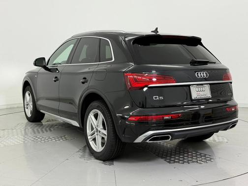 2022 Audi Q5 e 55 S line Premium Plus